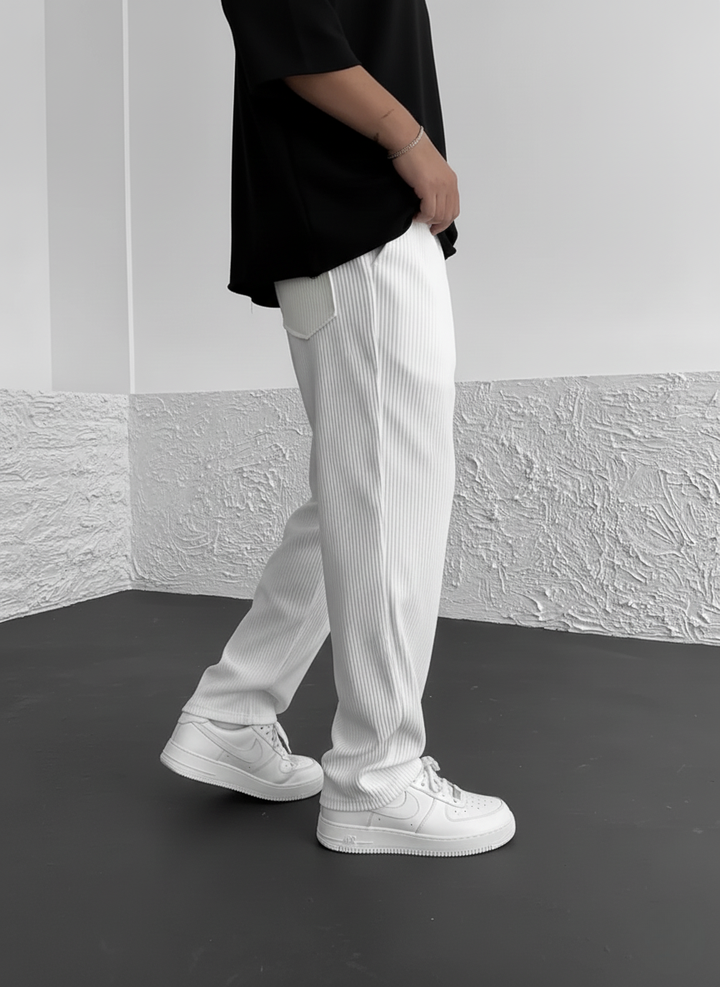 Theo | Relaxed Fit Corduroy Pants