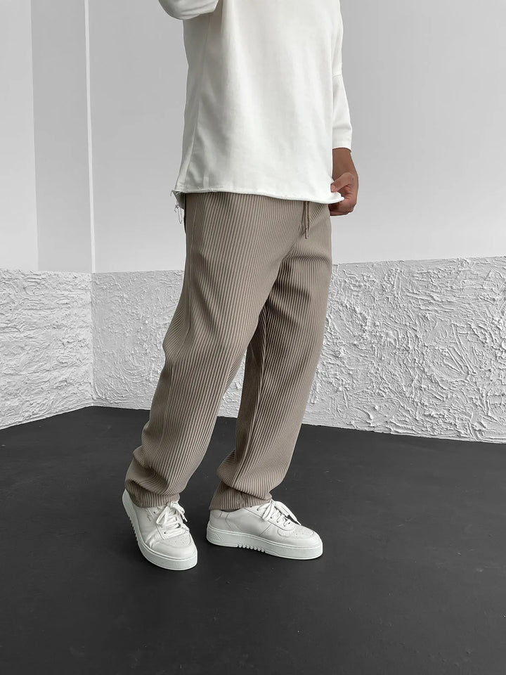 Theo | Relaxed Fit Corduroy Pants